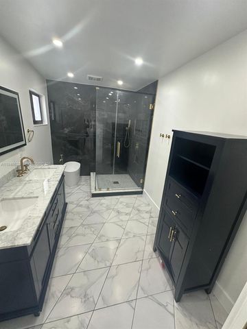 5150 E 9th Ln, Hialeah, FL 33013