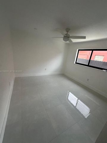 5150 E 9th Ln, Hialeah, FL 33013