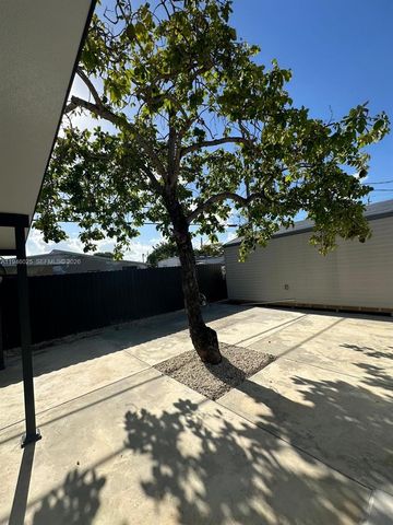 5150 E 9th Ln, Hialeah, FL 33013