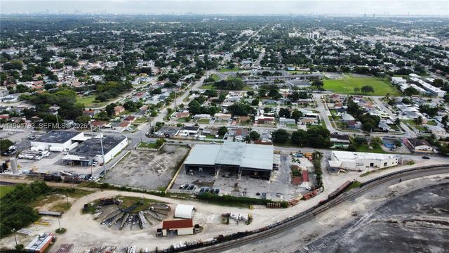 8600 NW 36th Avenue, Miami, FL 33147