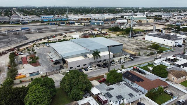 8600 NW 36th Avenue, Miami, FL 33147
