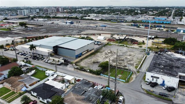 8600 NW 36th Avenue, Miami, FL 33147