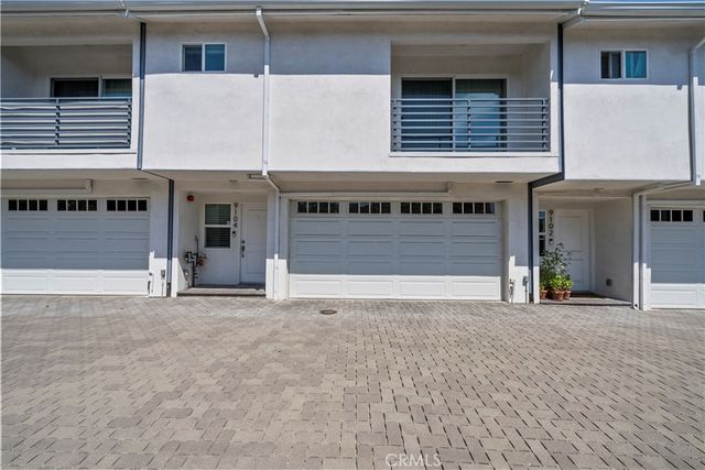 9104 Burnet, North Hills, CA 91343