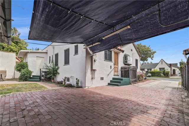 1909 Eden Avenue, Glendale, CA 91206