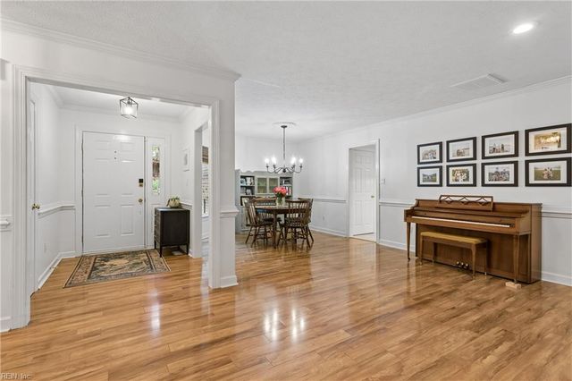 100 Quantico LOOP, Yorktown, VA 23693