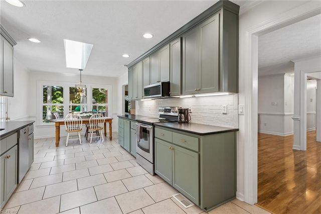 100 Quantico LOOP, Yorktown, VA 23693