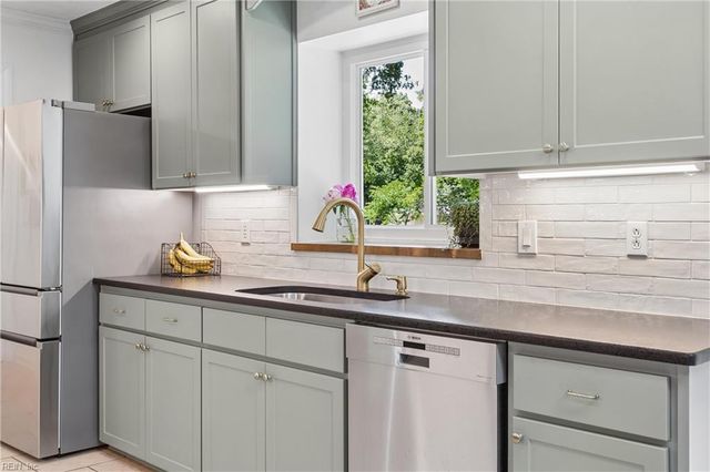 100 Quantico LOOP, Yorktown, VA 23693