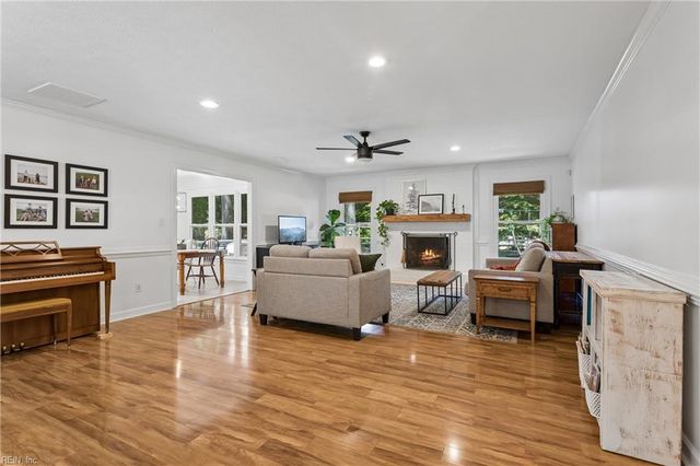 100 Quantico LOOP, Yorktown, VA 23693