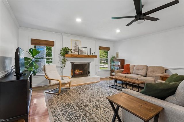 100 Quantico LOOP, Yorktown, VA 23693