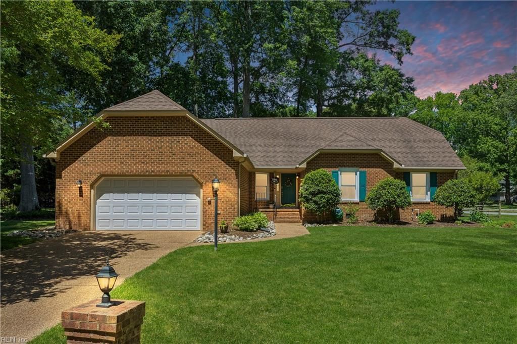 100 Quantico LOOP, Yorktown, VA 23693