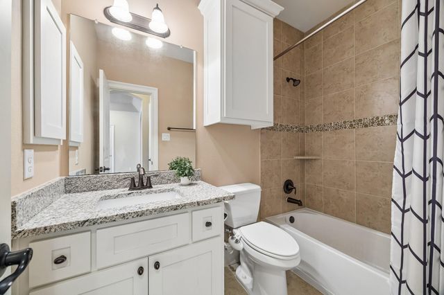 1360 Chippendale Road, Houston, TX 77018