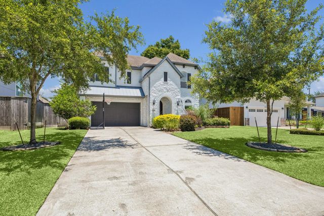 1360 Chippendale Road, Houston, TX 77018