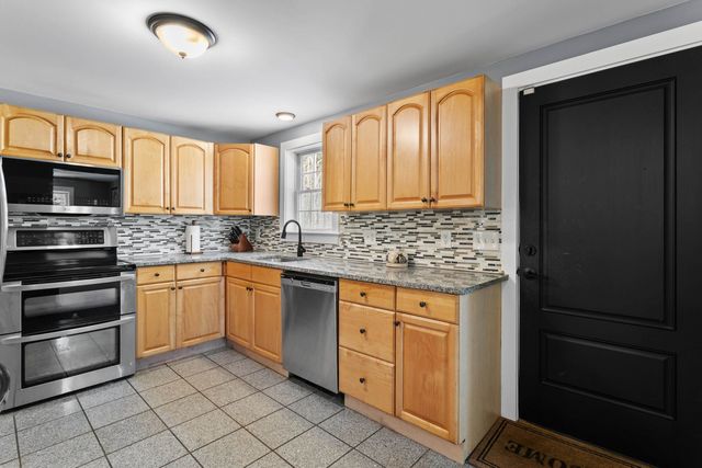 430 Sand Hill Road, Peterborough, NH 03458