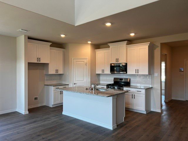3661 Sagauro Drive, Grand Prairie, TX 75052