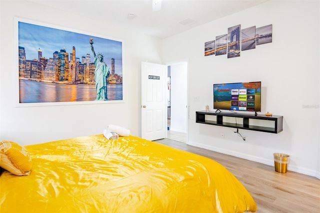 865 BLOOMINGDALE DRIVE, Davenport, FL 33897