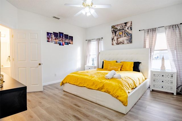 865 BLOOMINGDALE DRIVE, Davenport, FL 33897