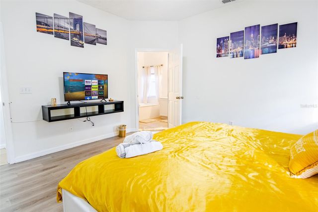 865 BLOOMINGDALE DRIVE, Davenport, FL 33897