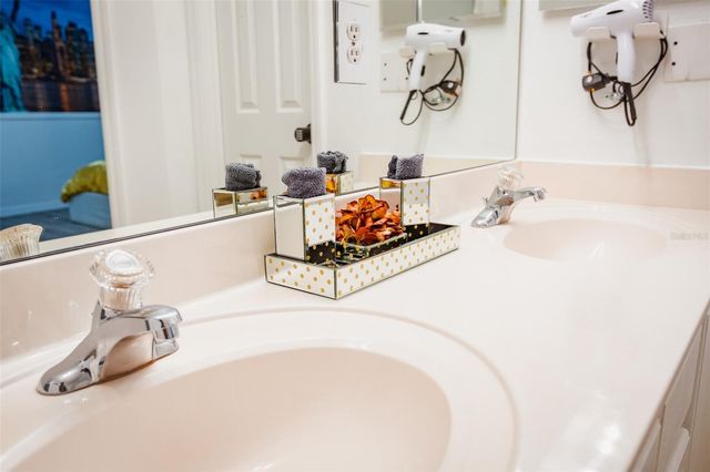 865 BLOOMINGDALE DRIVE, Davenport, FL 33897