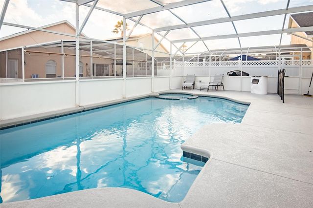 865 BLOOMINGDALE DRIVE, Davenport, FL 33897