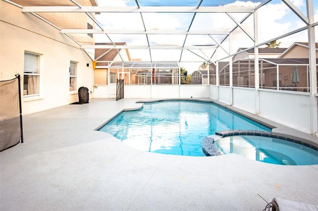 865 BLOOMINGDALE DRIVE, Davenport, FL 33897