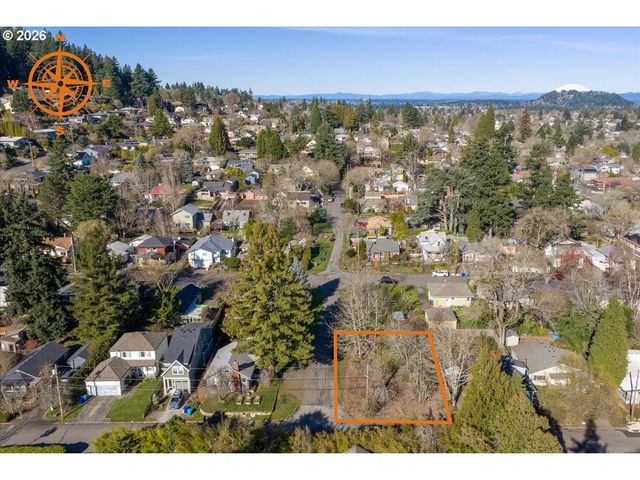 Se 74TH Ave 6, Portland, OR 97215