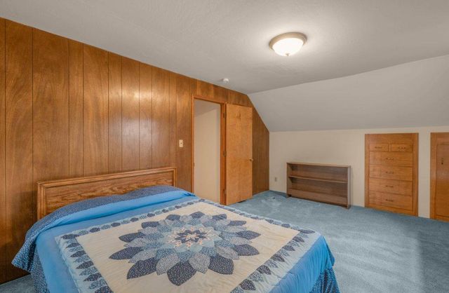 2105 Quartz Lane, Eagan, MN 55122