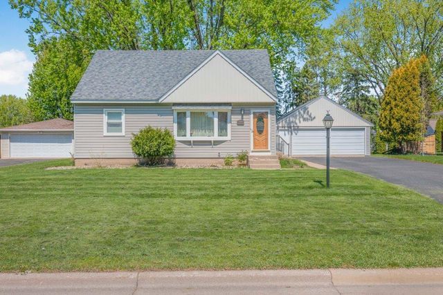 2105 Quartz Lane, Eagan, MN 55122