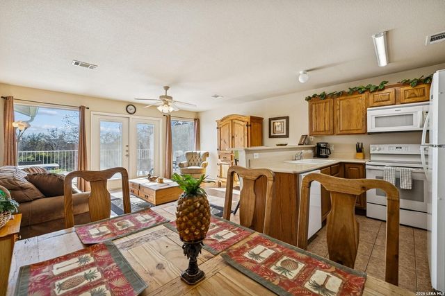 730 E Mather St Unit H302, New Braunfels, TX 78130