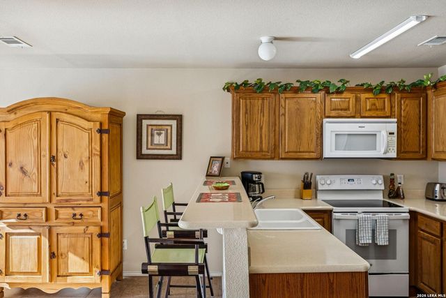 730 E Mather St Unit H302, New Braunfels, TX 78130