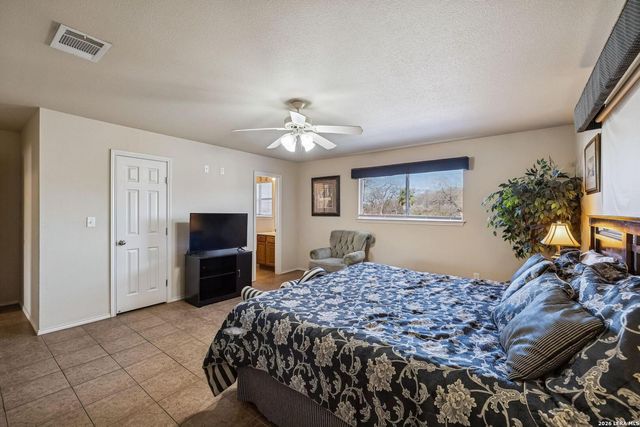 730 E Mather St Unit H302, New Braunfels, TX 78130