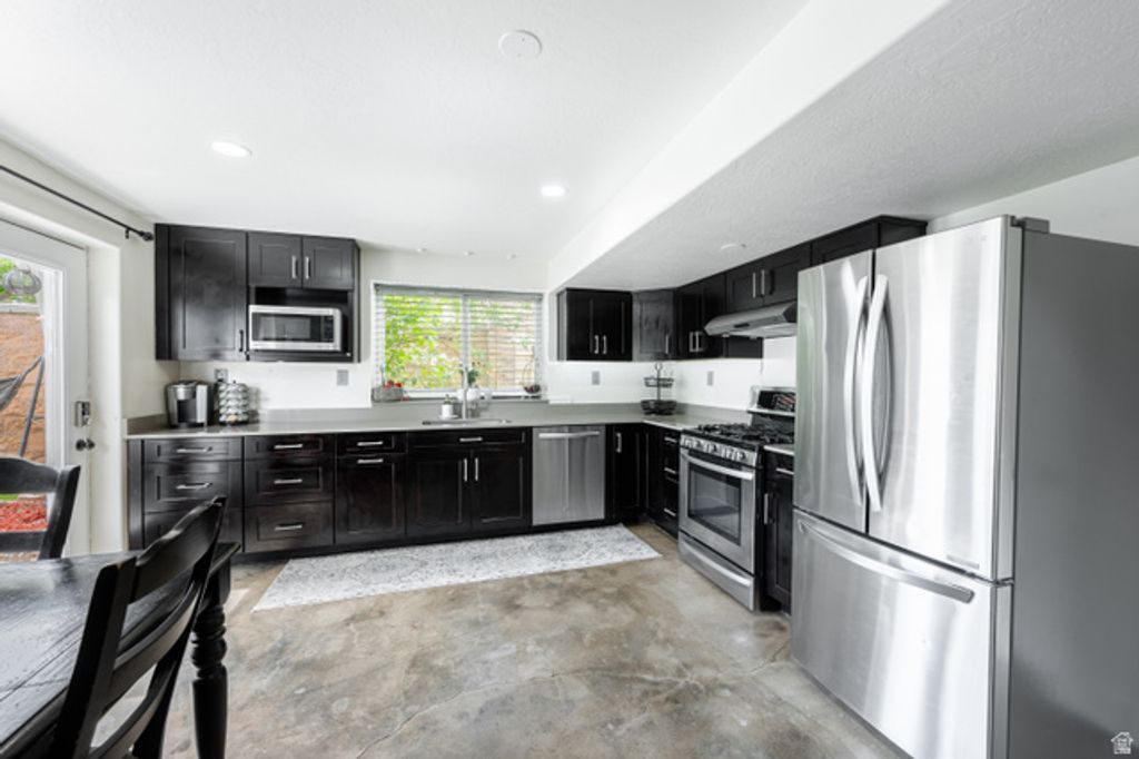Image 16 of property listing at 1022 E 450 S, Pleasant Grove, UT 84062