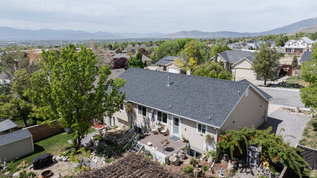 Image 30 of property listing at 1022 E 450 S, Pleasant Grove, UT 84062