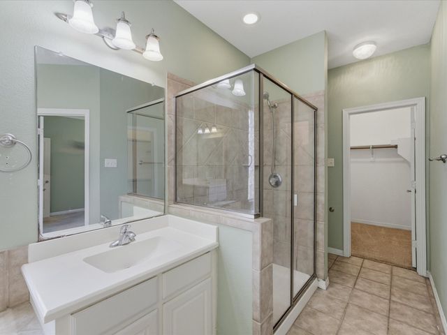 208 Red Wolf Lane, Red Oak, TX 75154