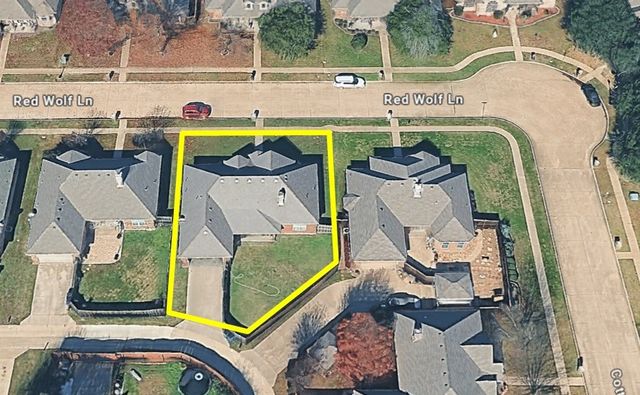 208 Red Wolf Lane, Red Oak, TX 75154