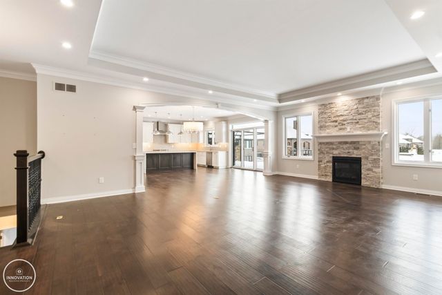 60749 Forest Creek Drive, Washington, MI 48094