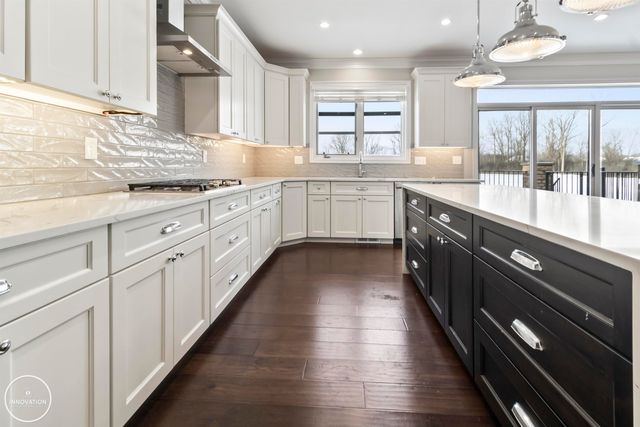 60749 Forest Creek Drive, Washington, MI 48094