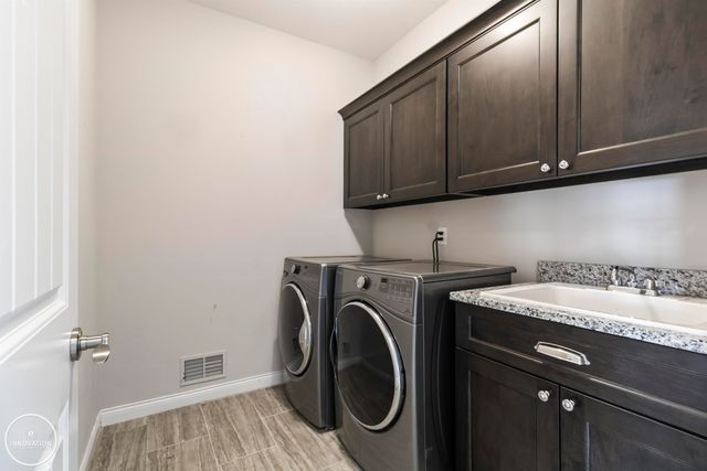 60749 Forest Creek Drive, Washington, MI 48094