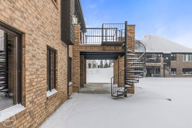 60749 Forest Creek Drive, Washington, MI 48094