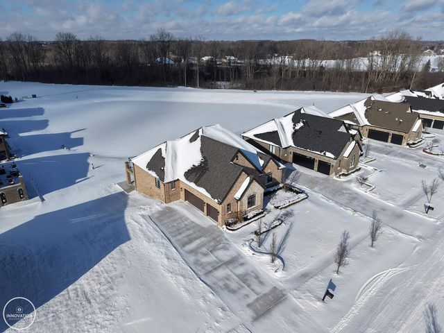 60749 Forest Creek Drive, Washington, MI 48094