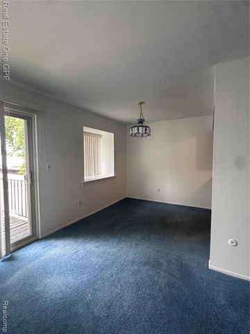 311 Riviera Drive, Saint Clair Shores, MI 48080