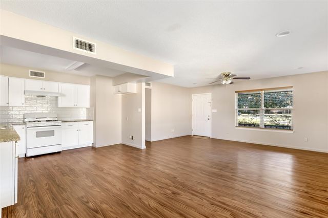 4019 Hillcrest Street, Liberty, TX 77575