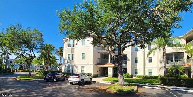 23500 Walden Center DR 202, Estero, FL 34134