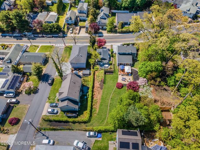 212 Linden Avenue, Highlands, NJ 07732