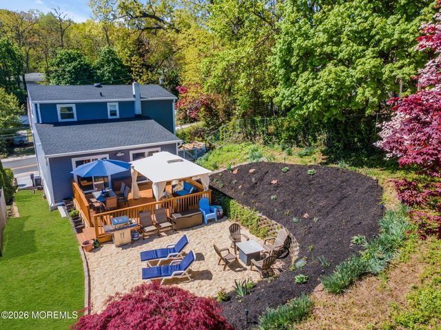 212 Linden Avenue, Highlands, NJ 07732