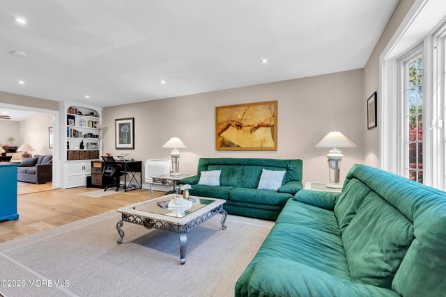 212 Linden Avenue, Highlands, NJ 07732