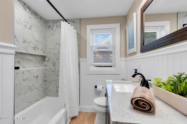 212 Linden Avenue, Highlands, NJ 07732