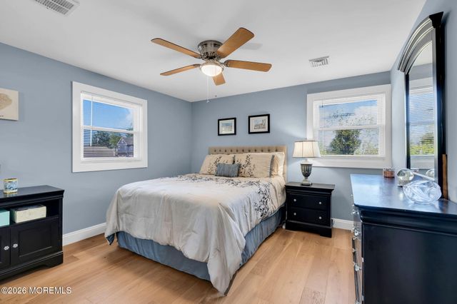 212 Linden Avenue, Highlands, NJ 07732