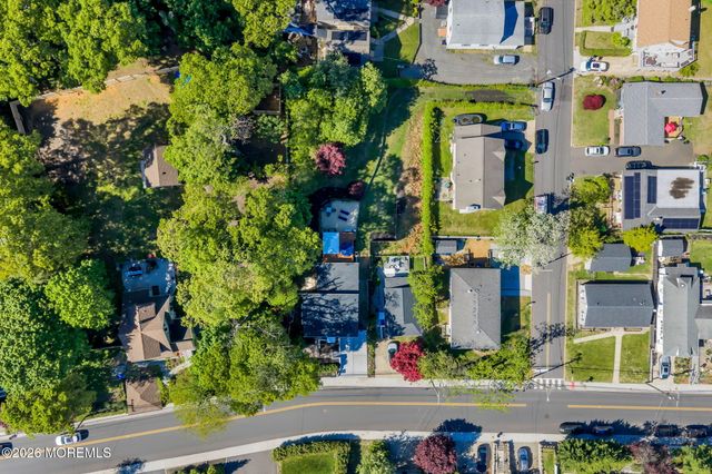 212 Linden Avenue, Highlands, NJ 07732