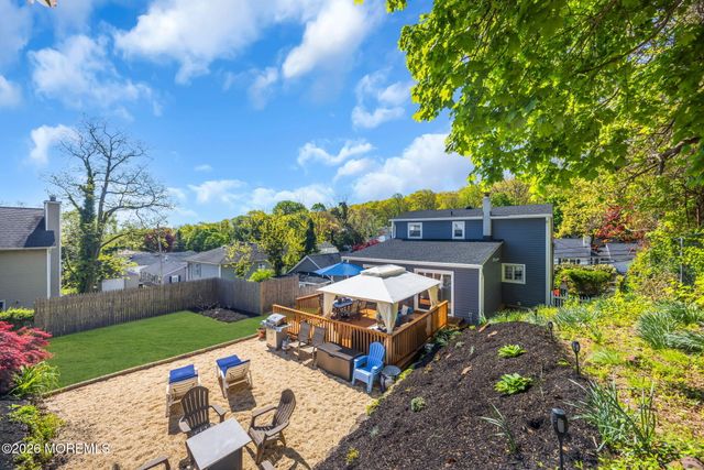 212 Linden Avenue, Highlands, NJ 07732