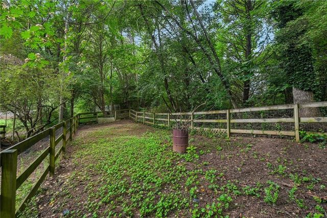 209 Eagle Glen Court, Woodstock, GA 30189